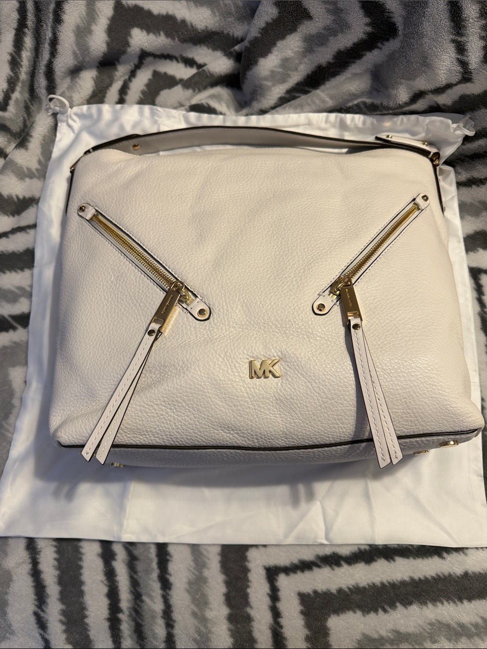 Michael Kors Cream Pebbled Leather Shoulder Bag with Gold Hardware